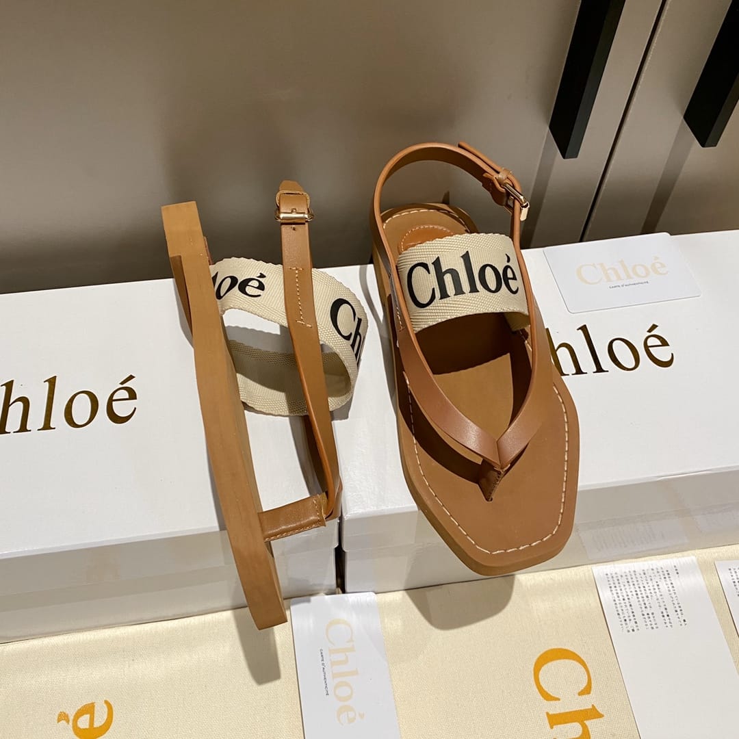 Ch*l0e Marcie Flat Sandal