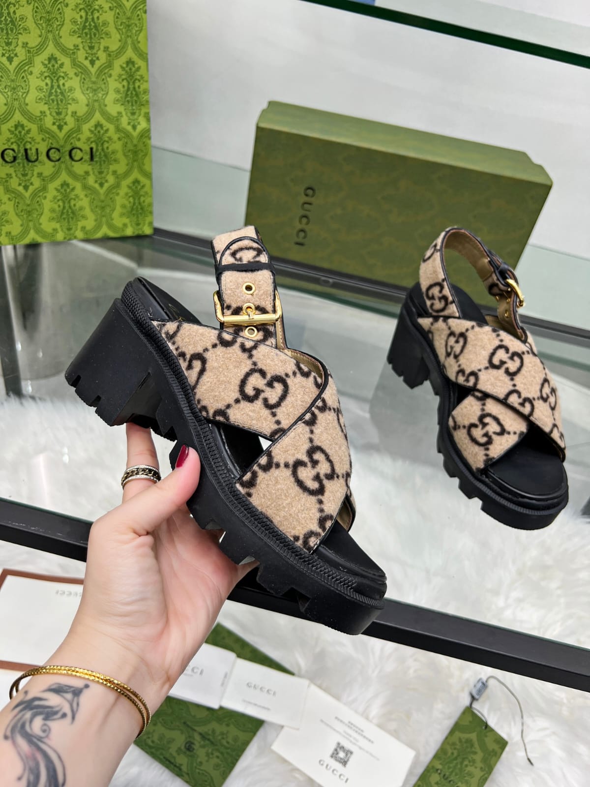 Gu*cc*i Classic Thick-Soled Roman Sandals