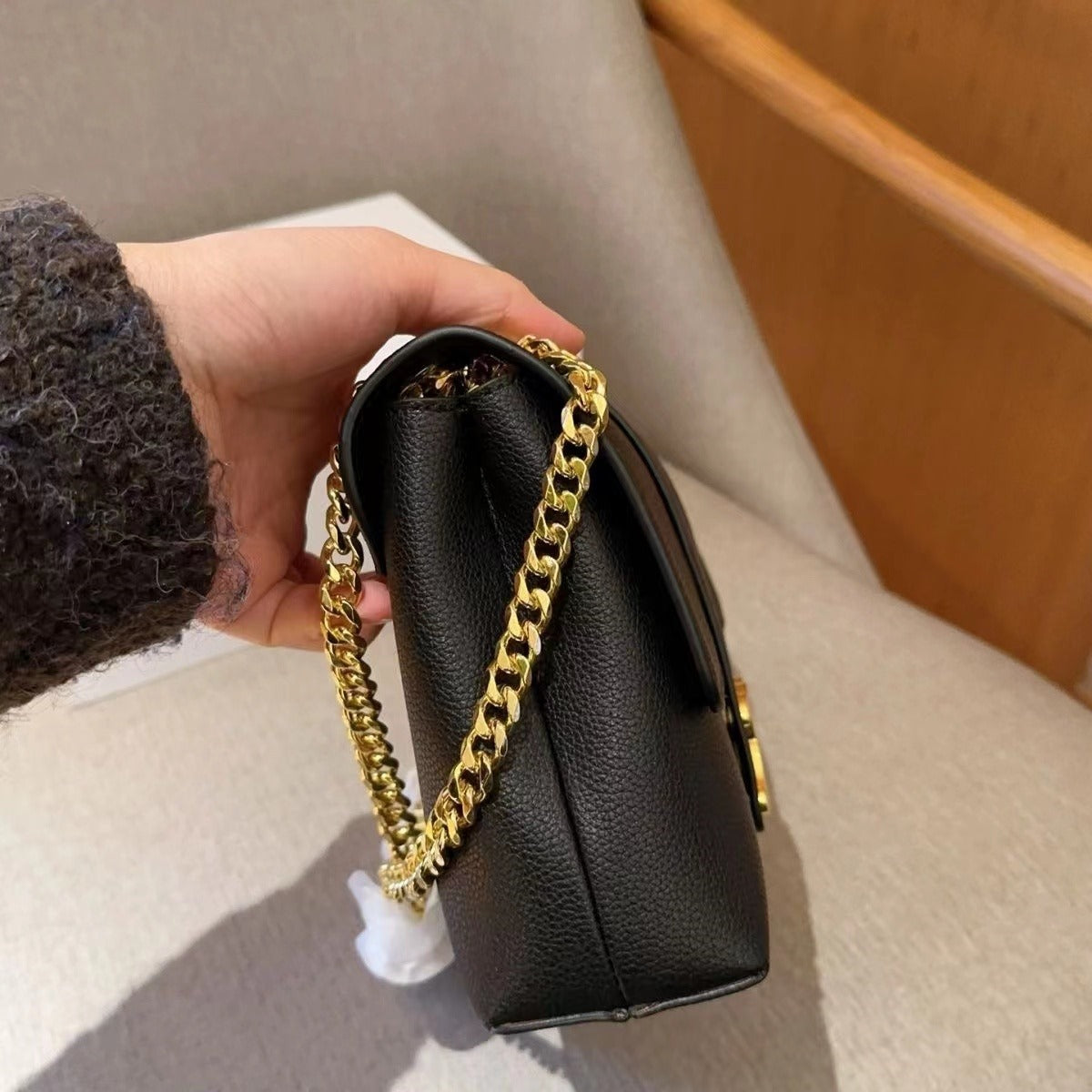 Ce*line Triomphe Chain Shoulder Bag