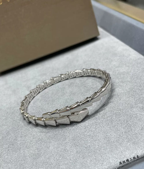 Snake Coil Diamond Bracelet | 925