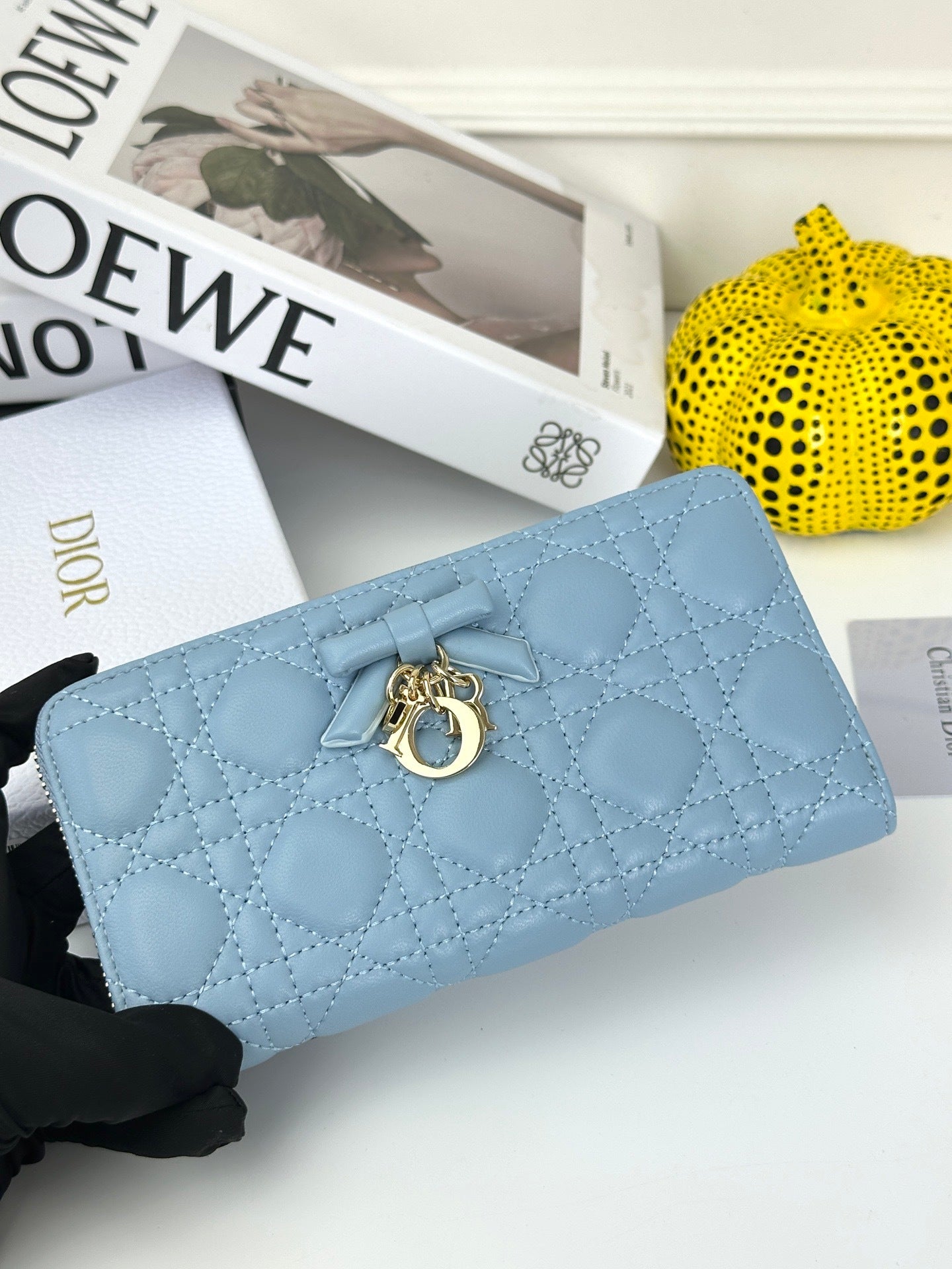 D Bow Logo Card Holder | S2867/ S2866| Lambskin |