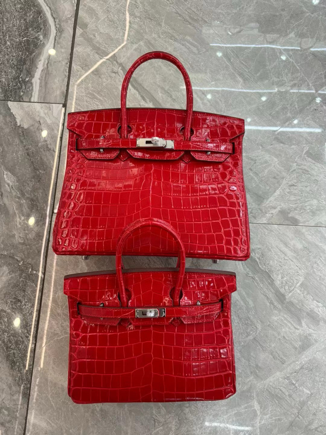 Her*mes Crocodile Pattern Birkin Bag