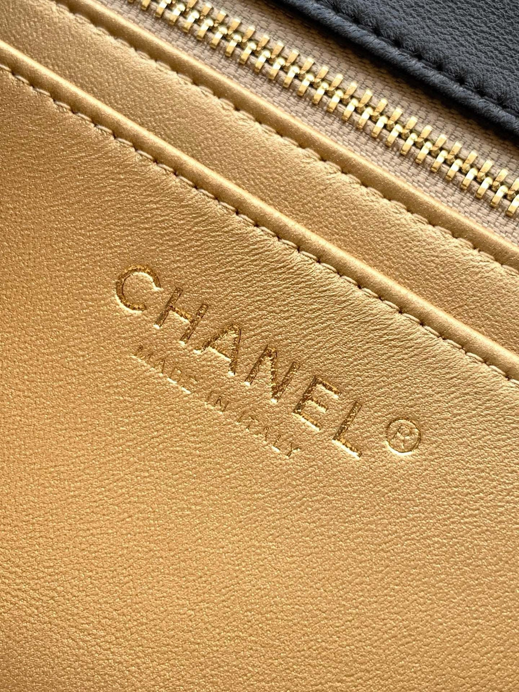Classic Flap Bag – Style 25B | Premium Quality ++