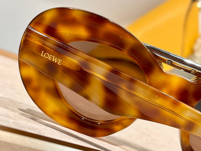 Discover Style and Protection: LO*E*WE Cateye Sunglasses