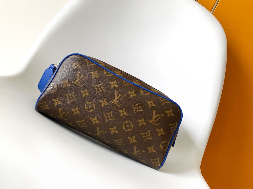 Dopp Kit Toiletry Bag (Premium Quality)