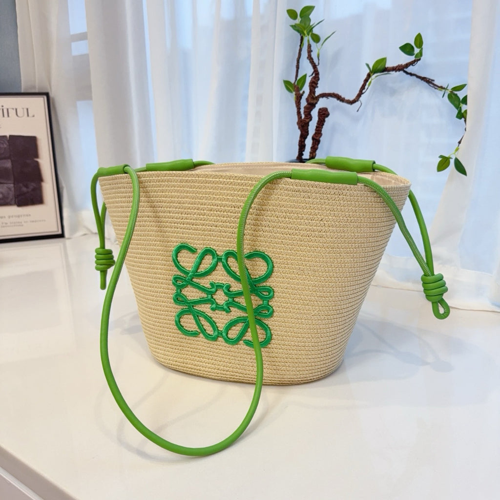 Embroidered Woven Straw Tote Bag – Versatile & Spacious