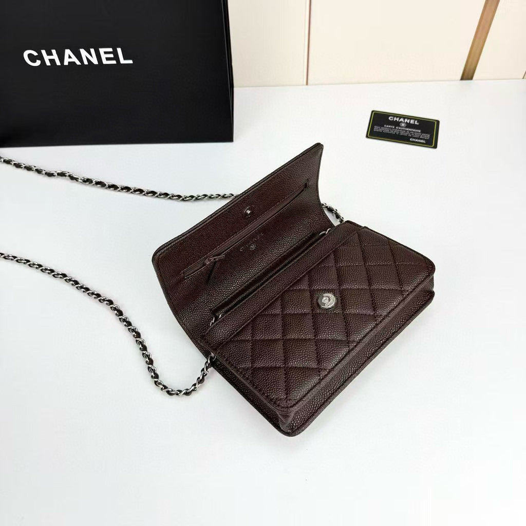 C woc Chain Wallet Bag