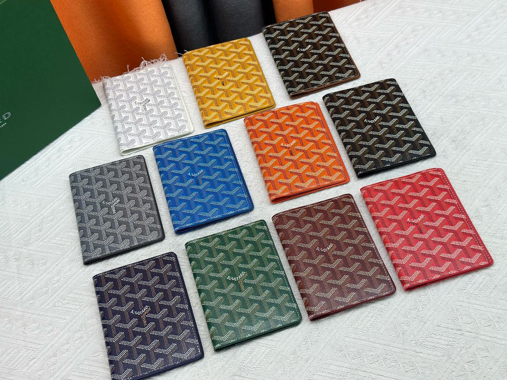 Premium Passport Holder – Timeless Travel Companion