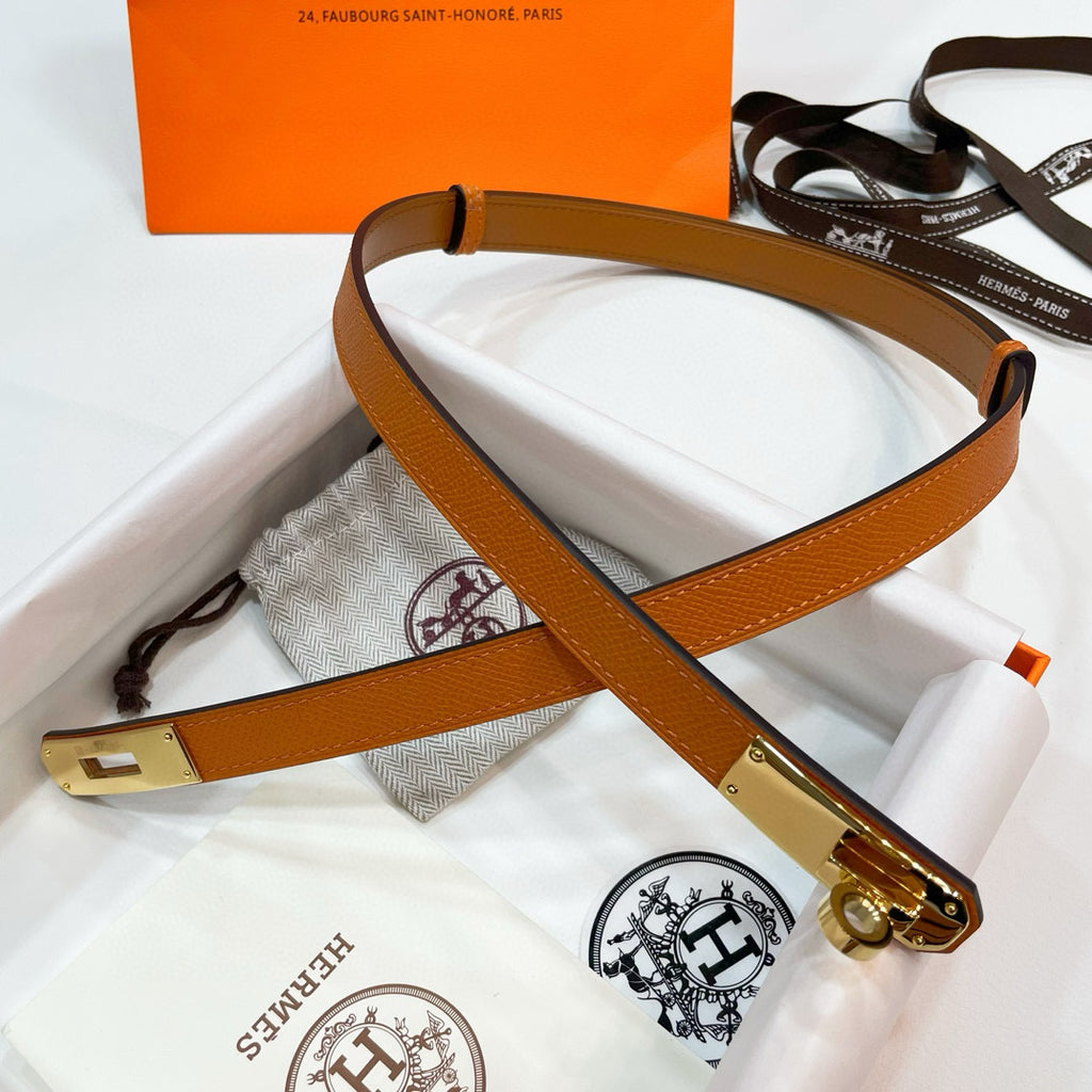 Slim Leather Waist Belt – Adjustable Fit