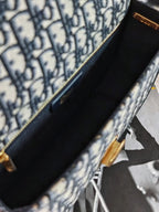 Médaillon Flap Bag — Medium | Premium Quality