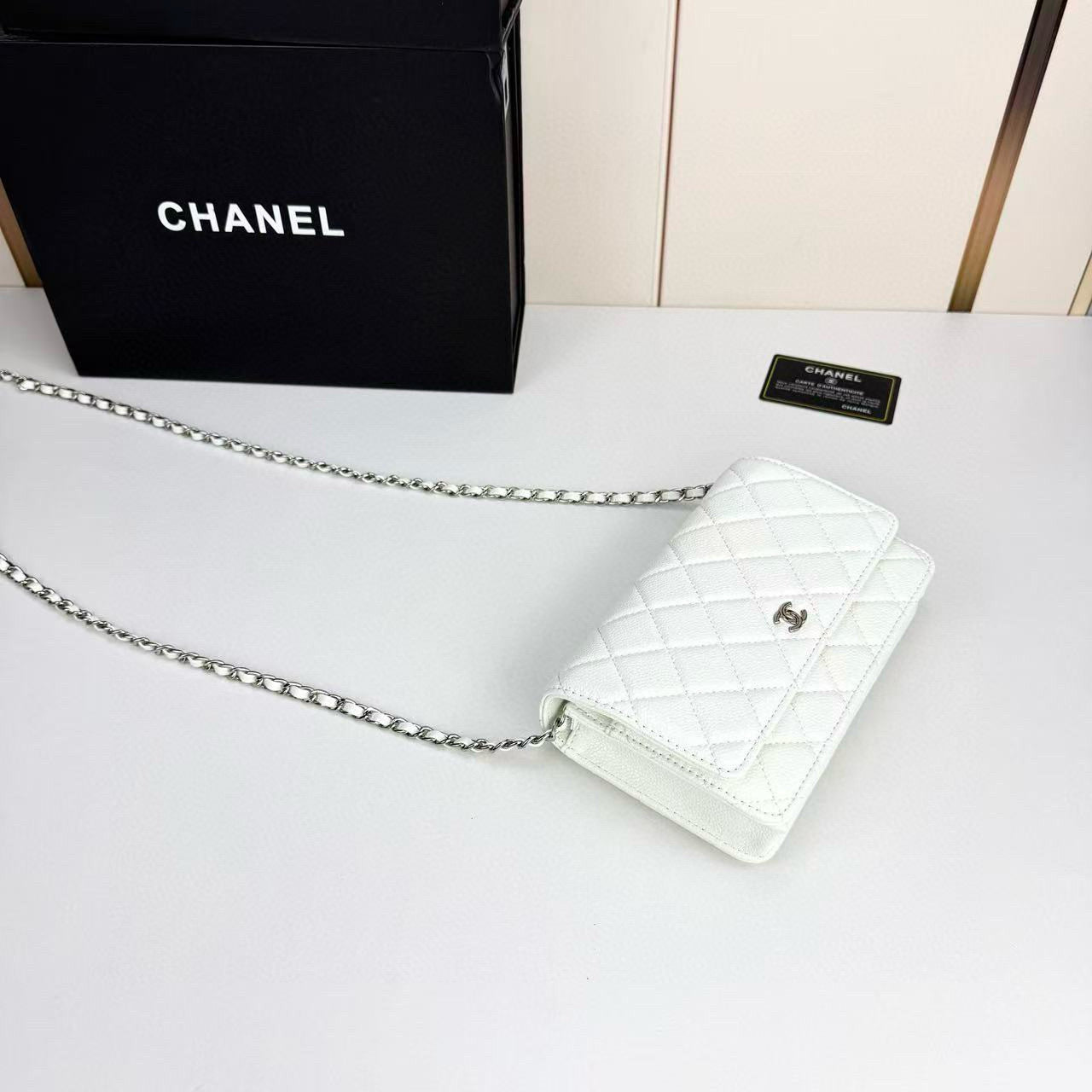 C woc Chain Wallet Bag