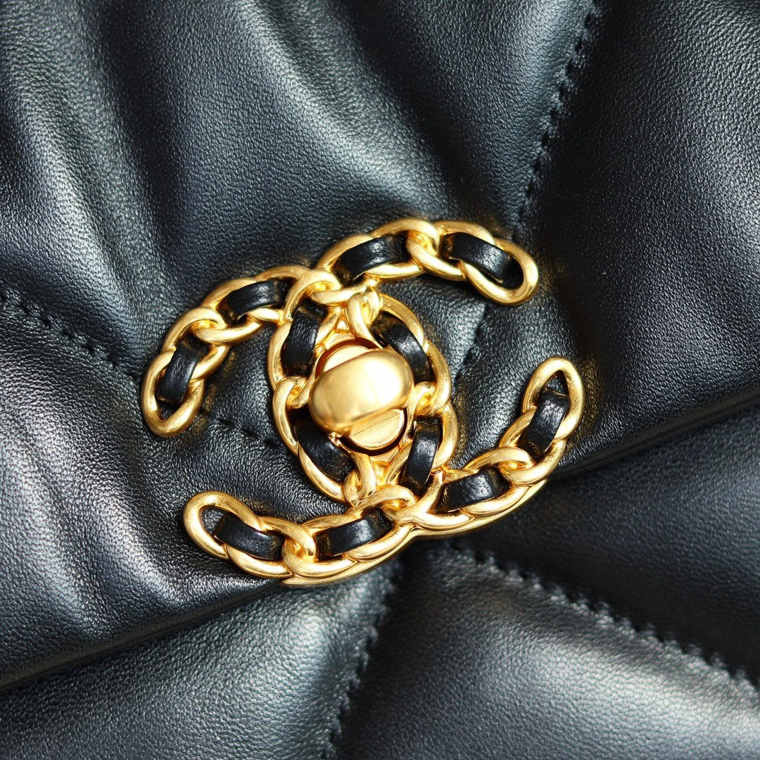 19 Bag | Goatskin Leather | 24K Gold-Tone Hardware | Medium 30cm (Premium Quality )