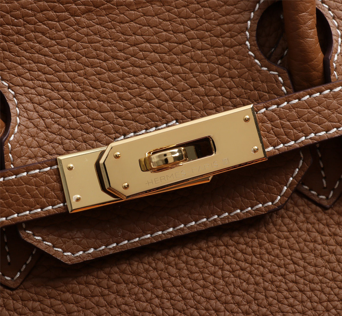 Elegant Togo-Textured Leather Handbag – Premium Craftsmanship