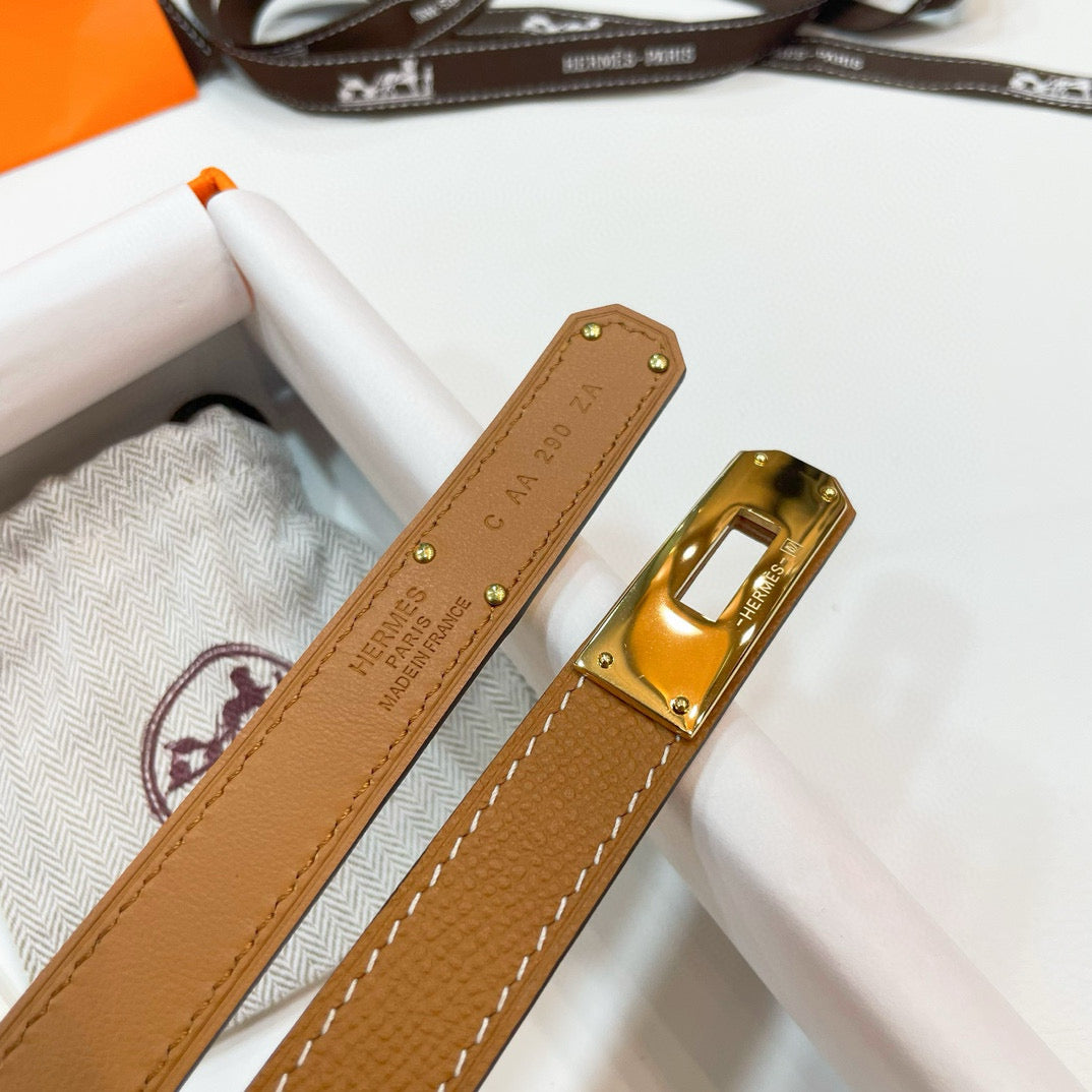 Slim Leather Waist Belt – Adjustable Fit