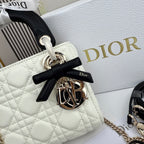 Classic Lady Bow Top-Handle Bag 26ss