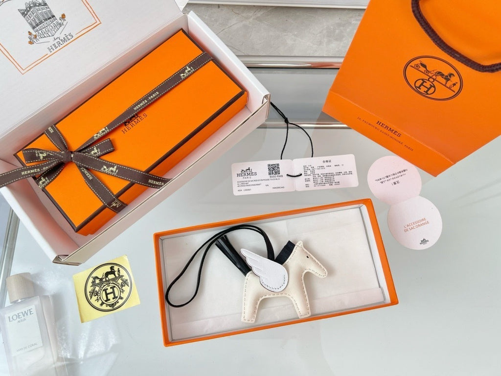 Premium Quality – Leather Pegasus Bag Charm (2025 New Model)