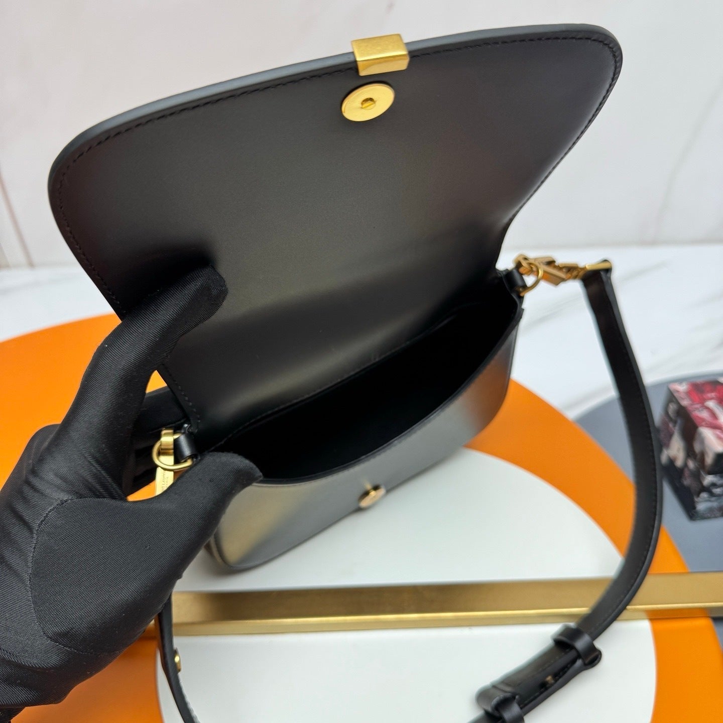 [Premium] Voltaire-Style Shoulder & Saddle Bag