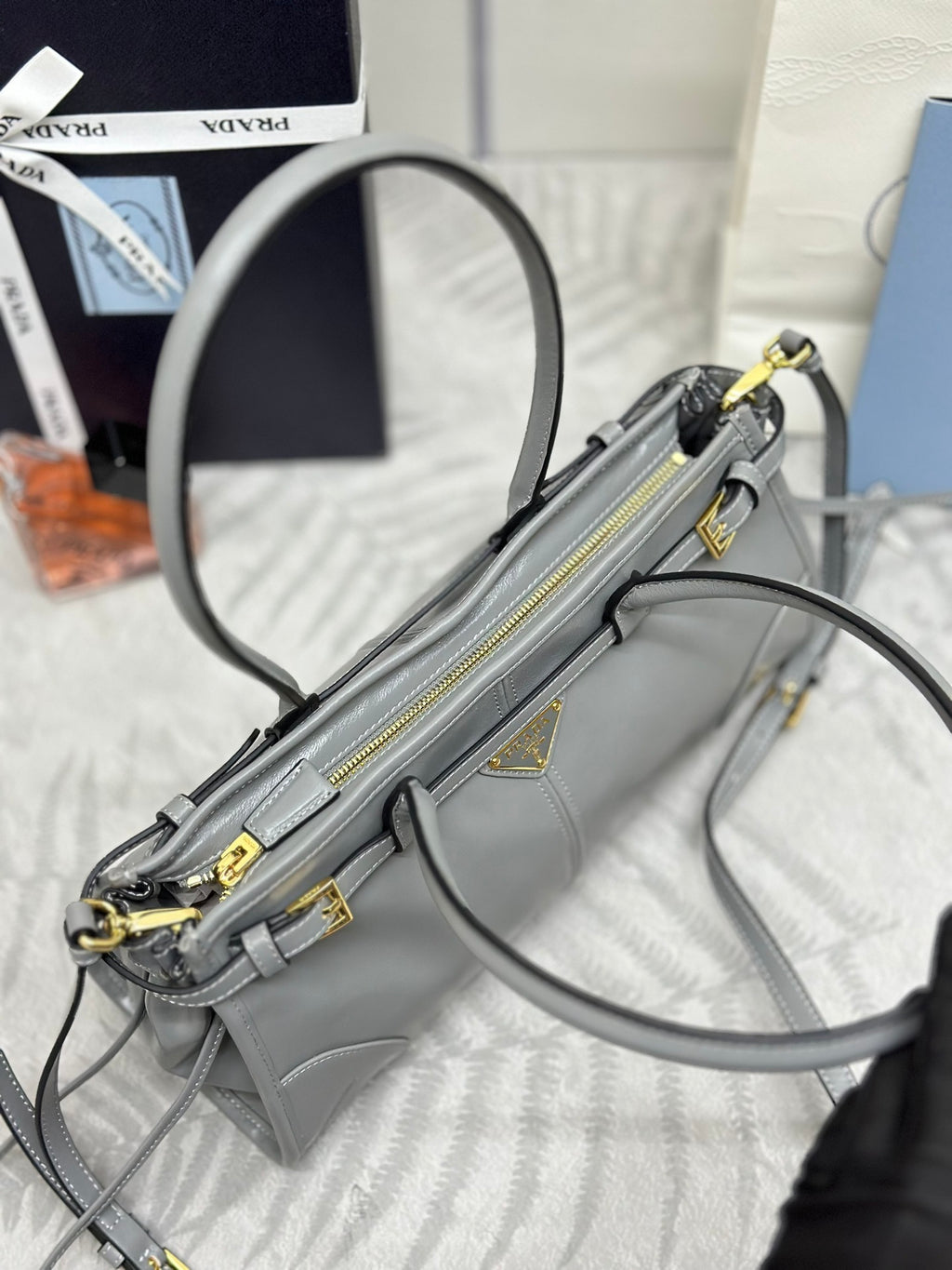 Soft Lux Vintage-Inspired Handbag [Premium Quality 🥇]