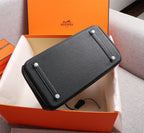 Elegant Togo-Textured Leather Handbag – Premium Craftsmanship