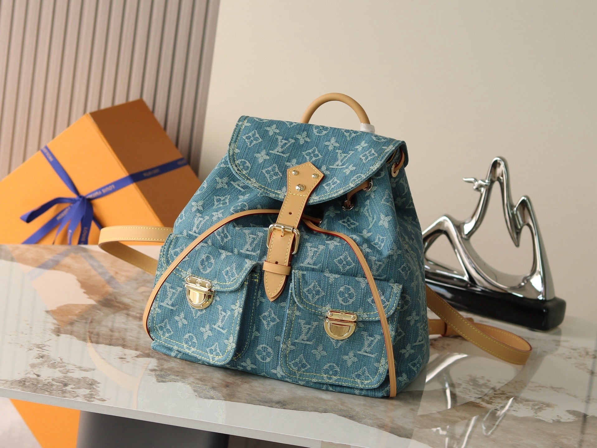 Premium Edition – Denim Canvas Backpack (Limited Vintage Style)