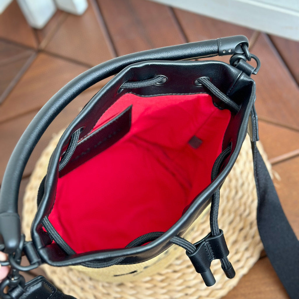 The Bucket Shoulder Bag – Chic and Functional Design (Premium Quality)