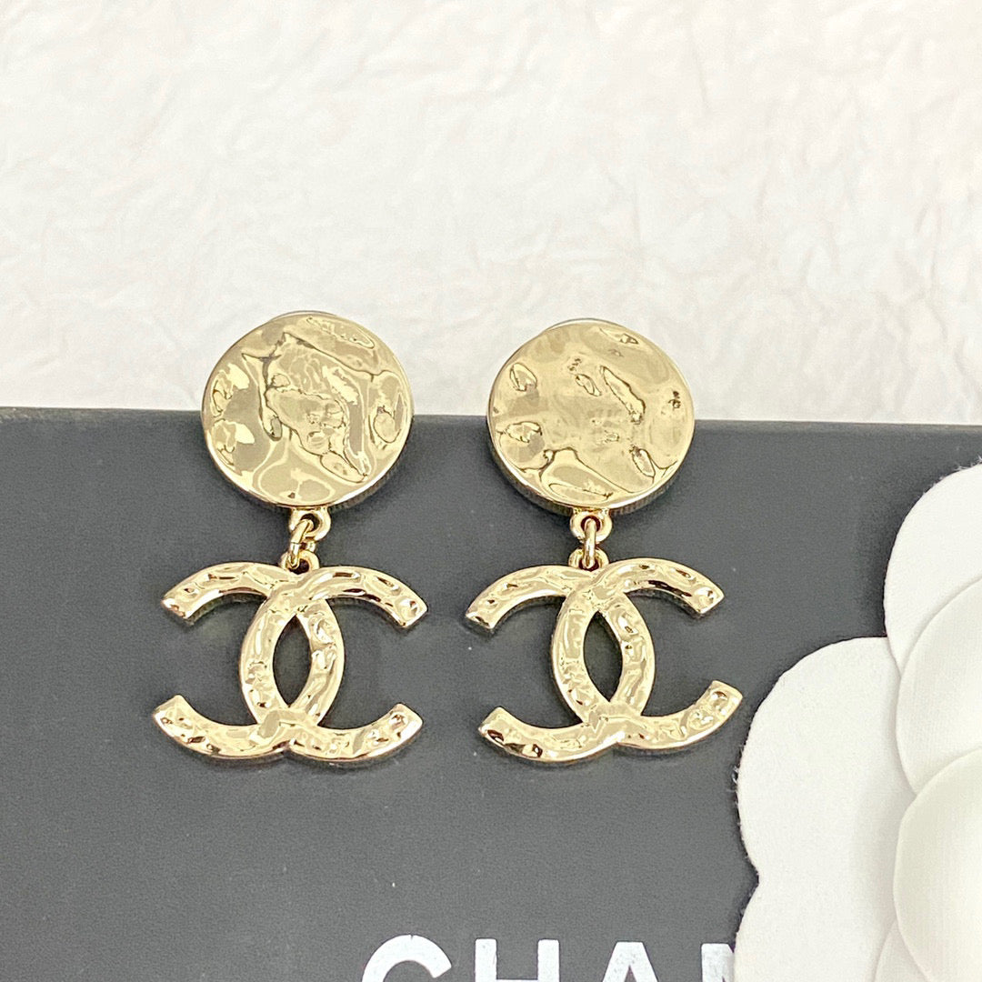 Cha*ne*l 23 Concave and Convex Round Hanging C Stud Earrings