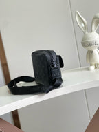 Premium Messenger Bag – Versatile & Stylish