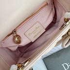 Classic Lady Bow Top-Handle Bag 26ss