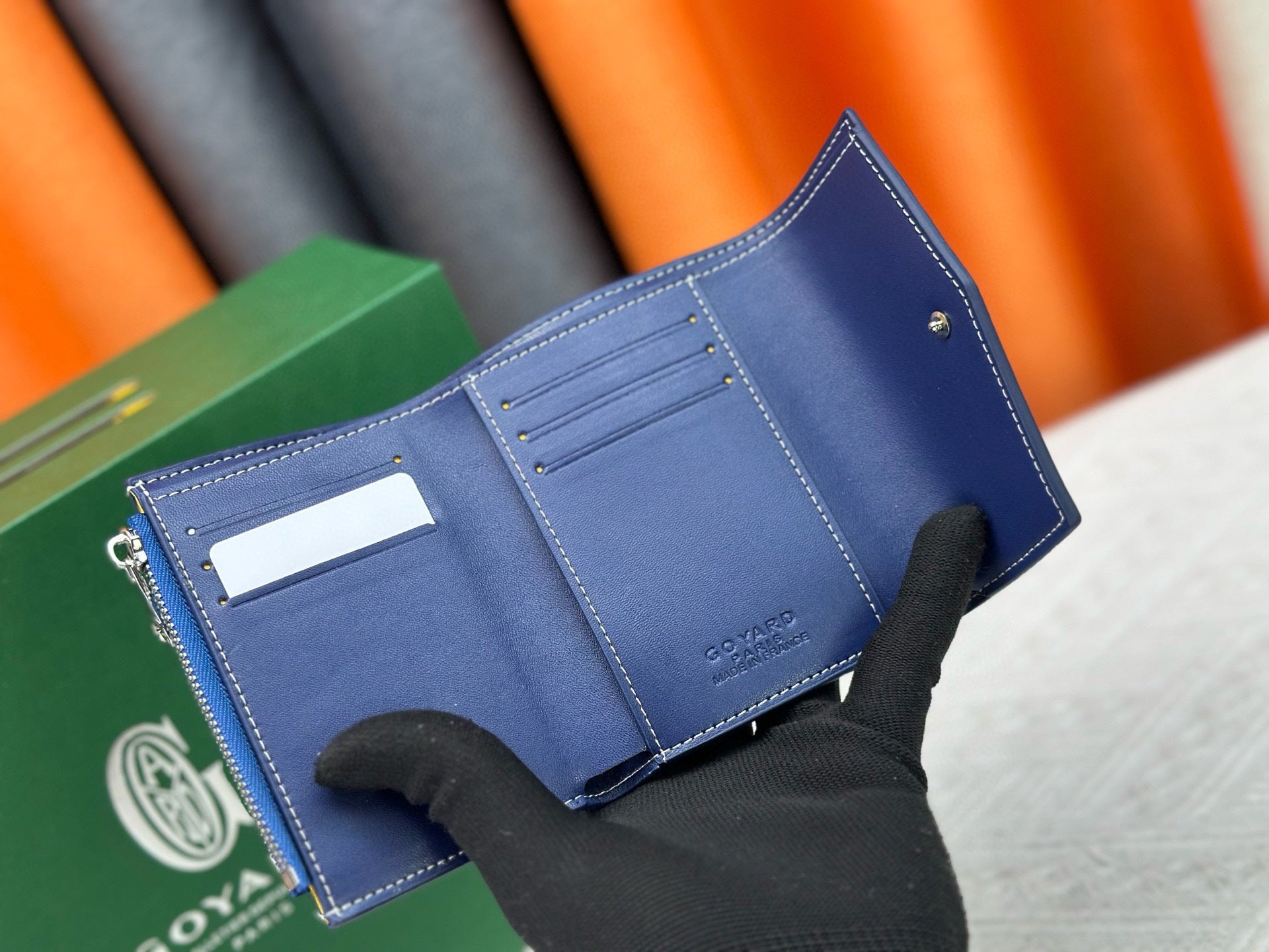 Classic Tri-Fold Wallet & Card Holder