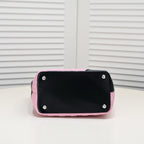 Tote Bag Cambon Line Medium: A Timeless Classic