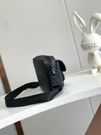 Premium Messenger Bag – Versatile & Stylish