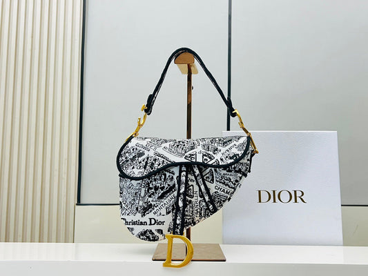 D!or Saddle Bag - Embroidered (Top quality)