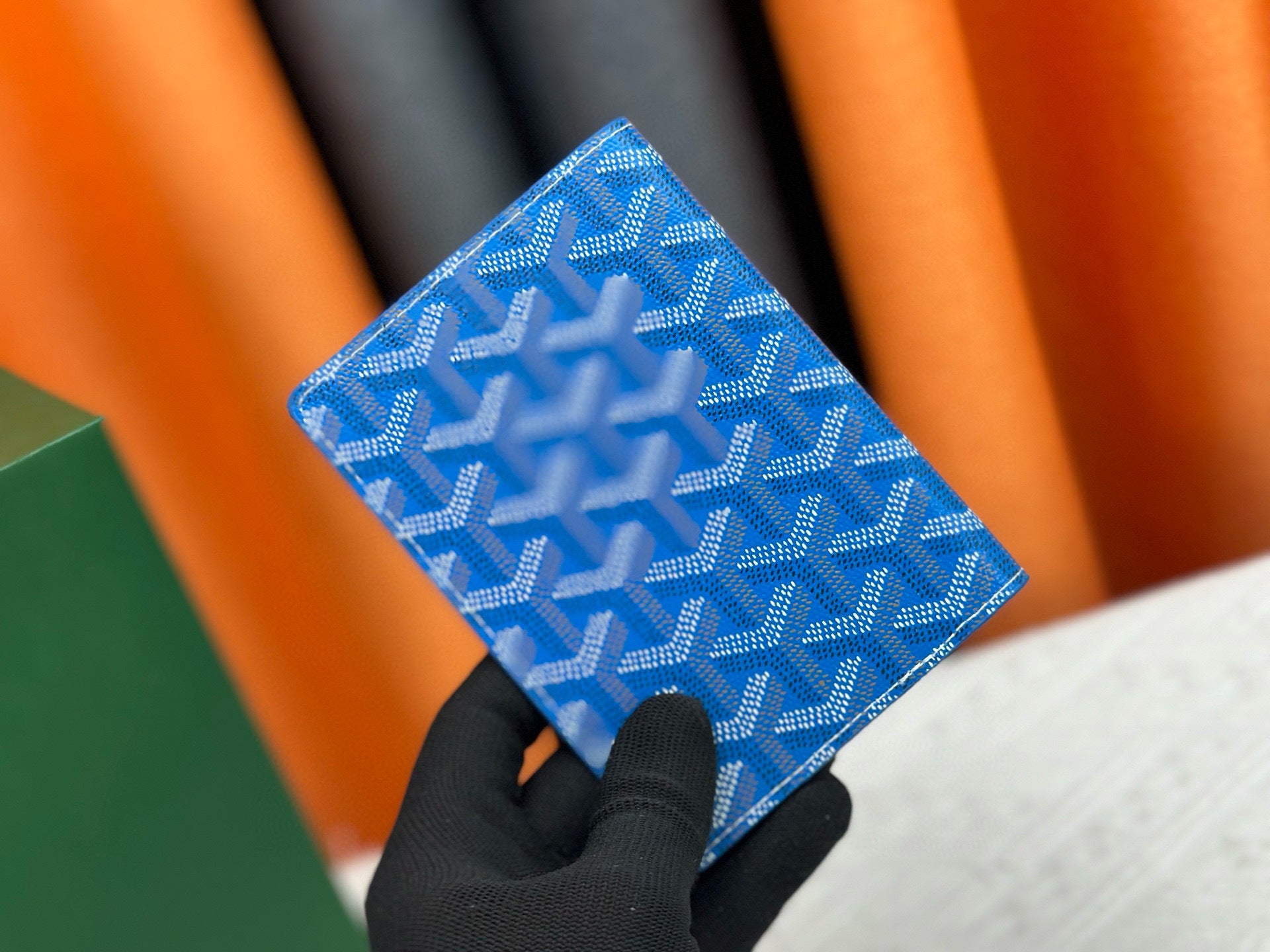 Premium Passport Holder – Timeless Travel Companion