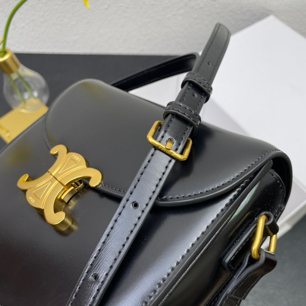 Arc de Triomphe Saddle Bag