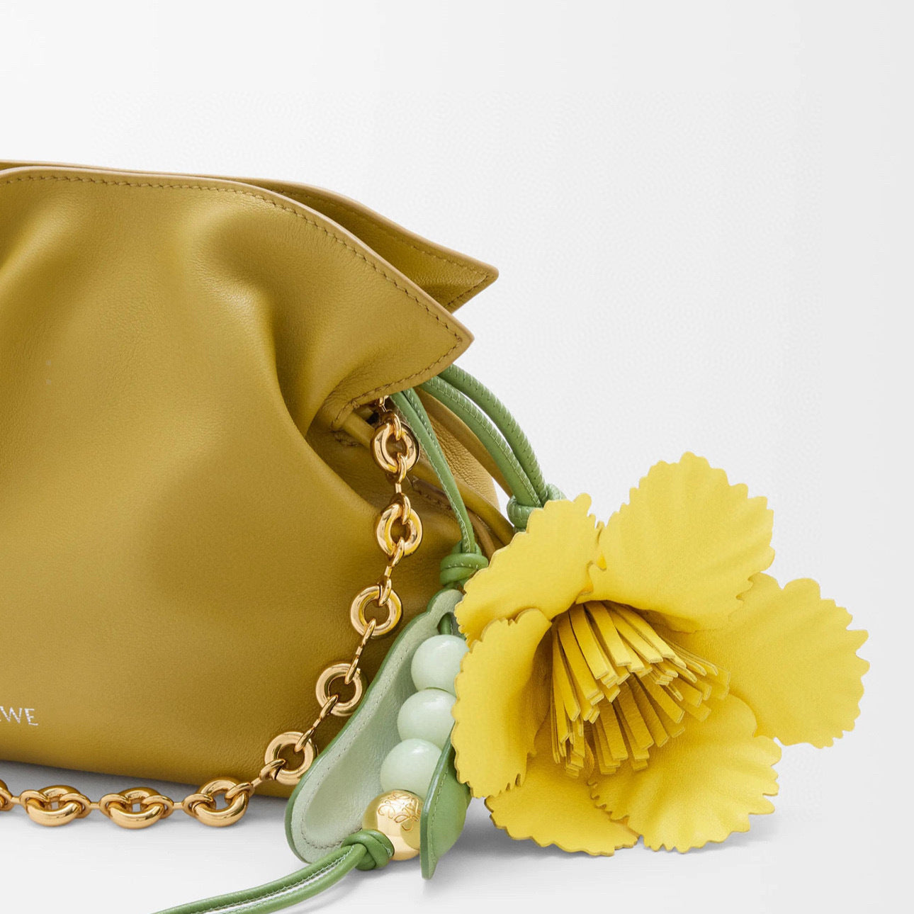 🌷 New Arrival – Tulip Leather Bag Charm