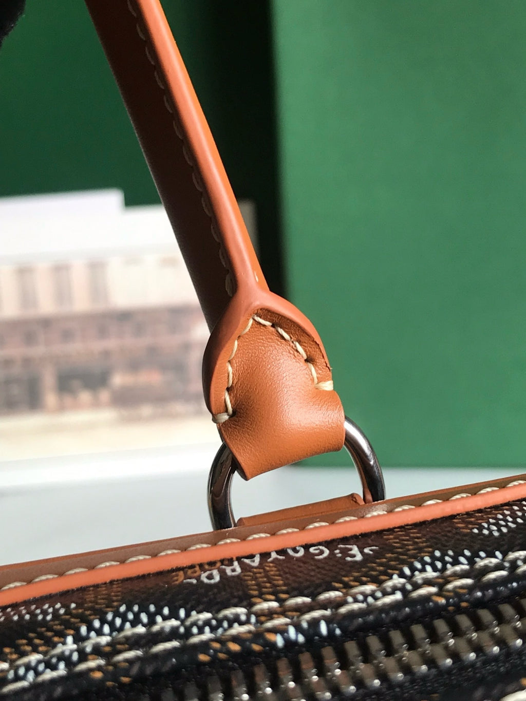 The Vintage Baguette Shoulder Bag (Premium Quality )