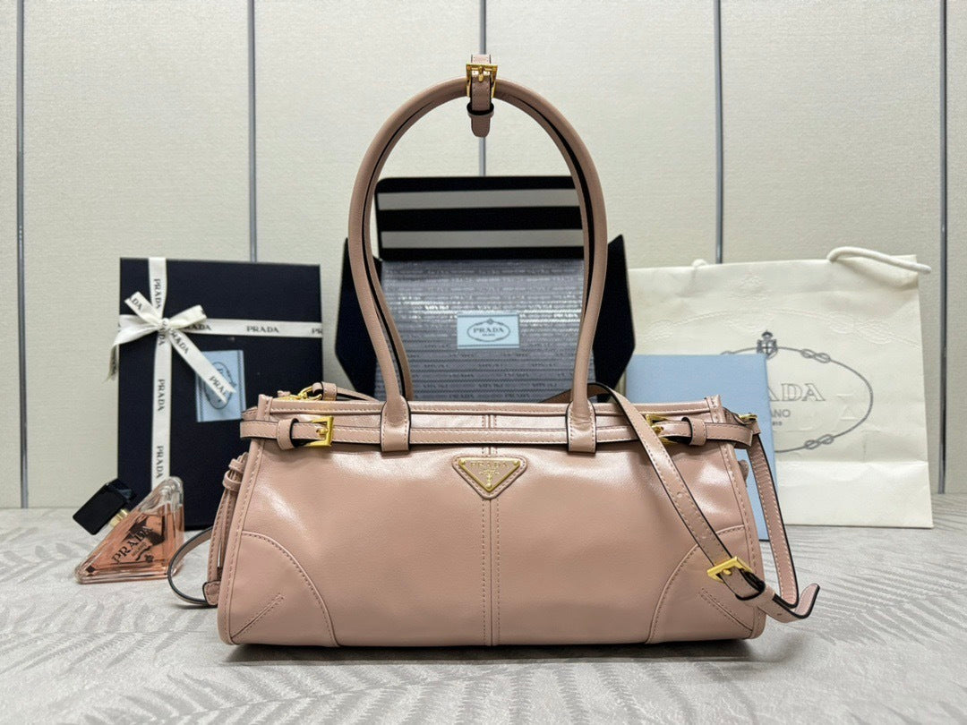 Soft Lux Vintage-Inspired Handbag [Premium Quality 🥇]
