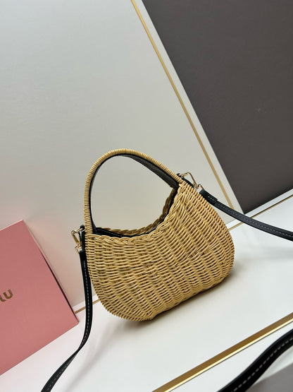 Miu*mi♡ Basket Straw Bag