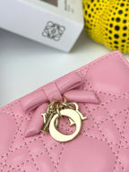 D Bow Logo Card Holder | S2867/ S2866| Lambskin |