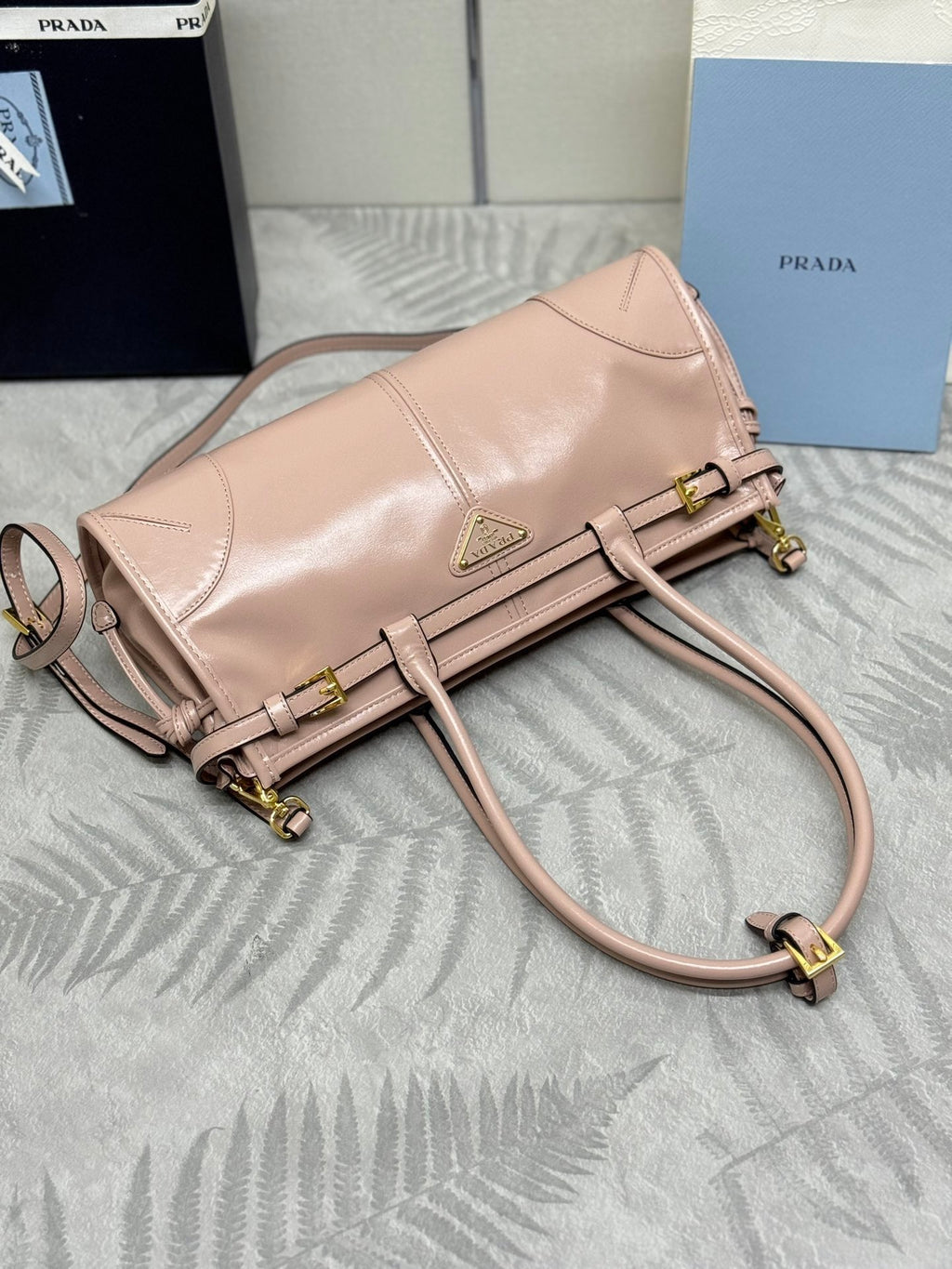 Soft Lux Vintage-Inspired Handbag [Premium Quality 🥇]