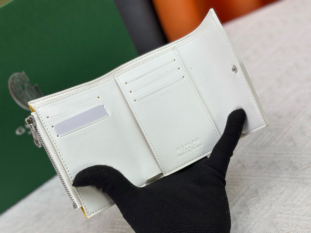 Classic Tri-Fold Wallet & Card Holder