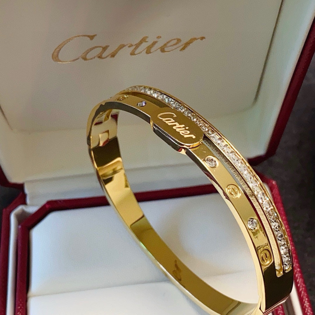Slim Pavé Crystal Bangle – Refined Elegance