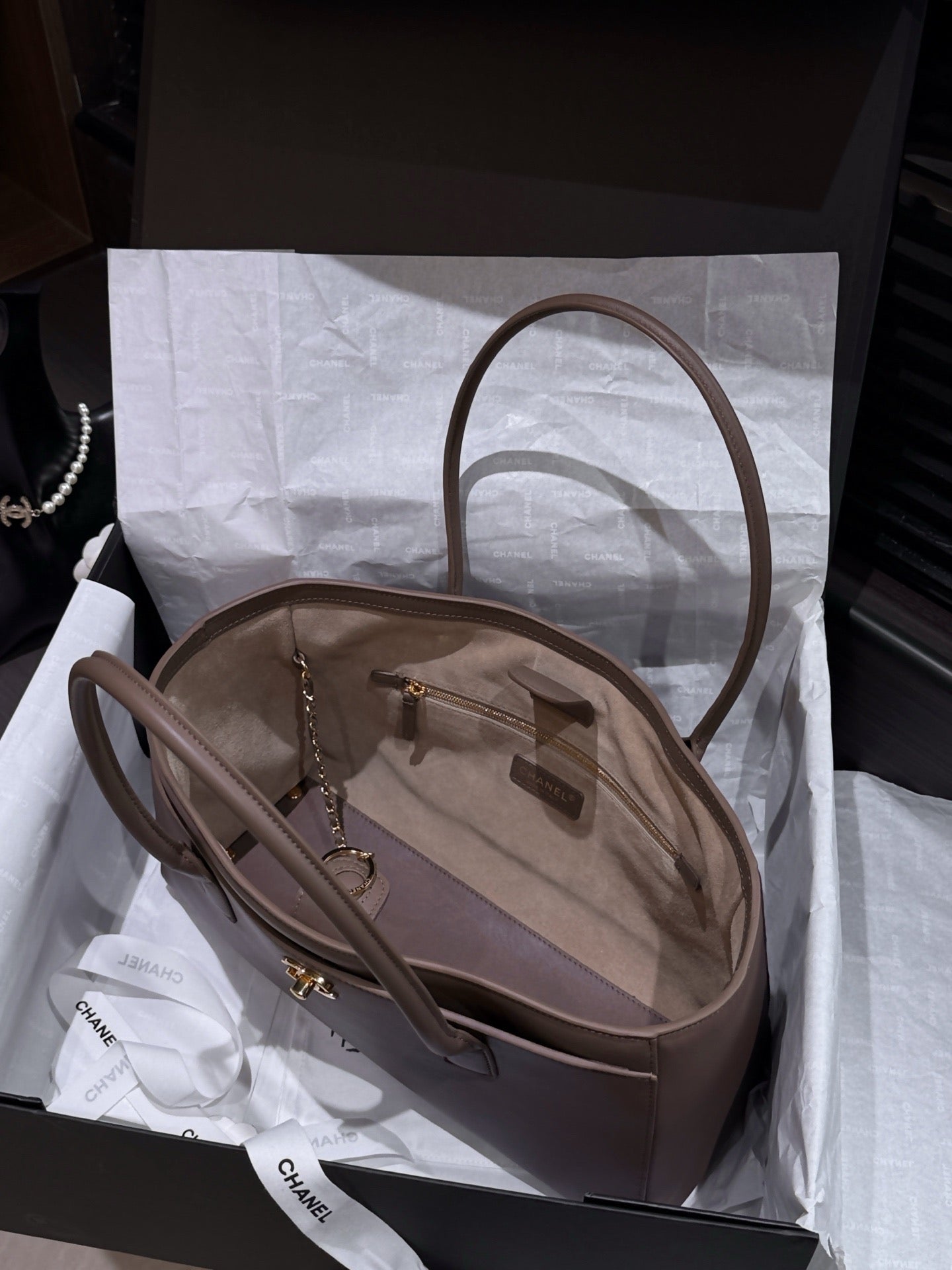 26S Cerf Tote | AS-6243 | Premium Quality