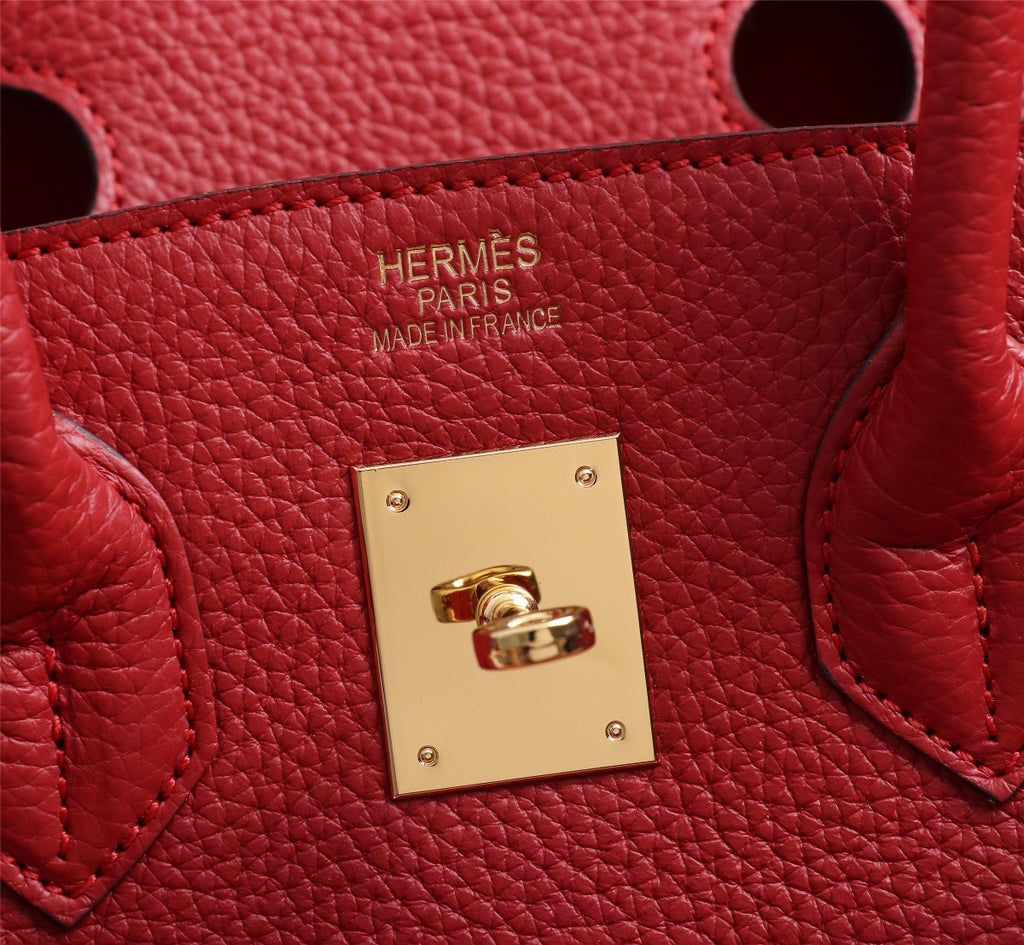 Elegant Togo-Textured Leather Handbag – Premium Craftsmanship