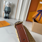 Hills Pochette — Hand-Woven Raffia Clutch Bag