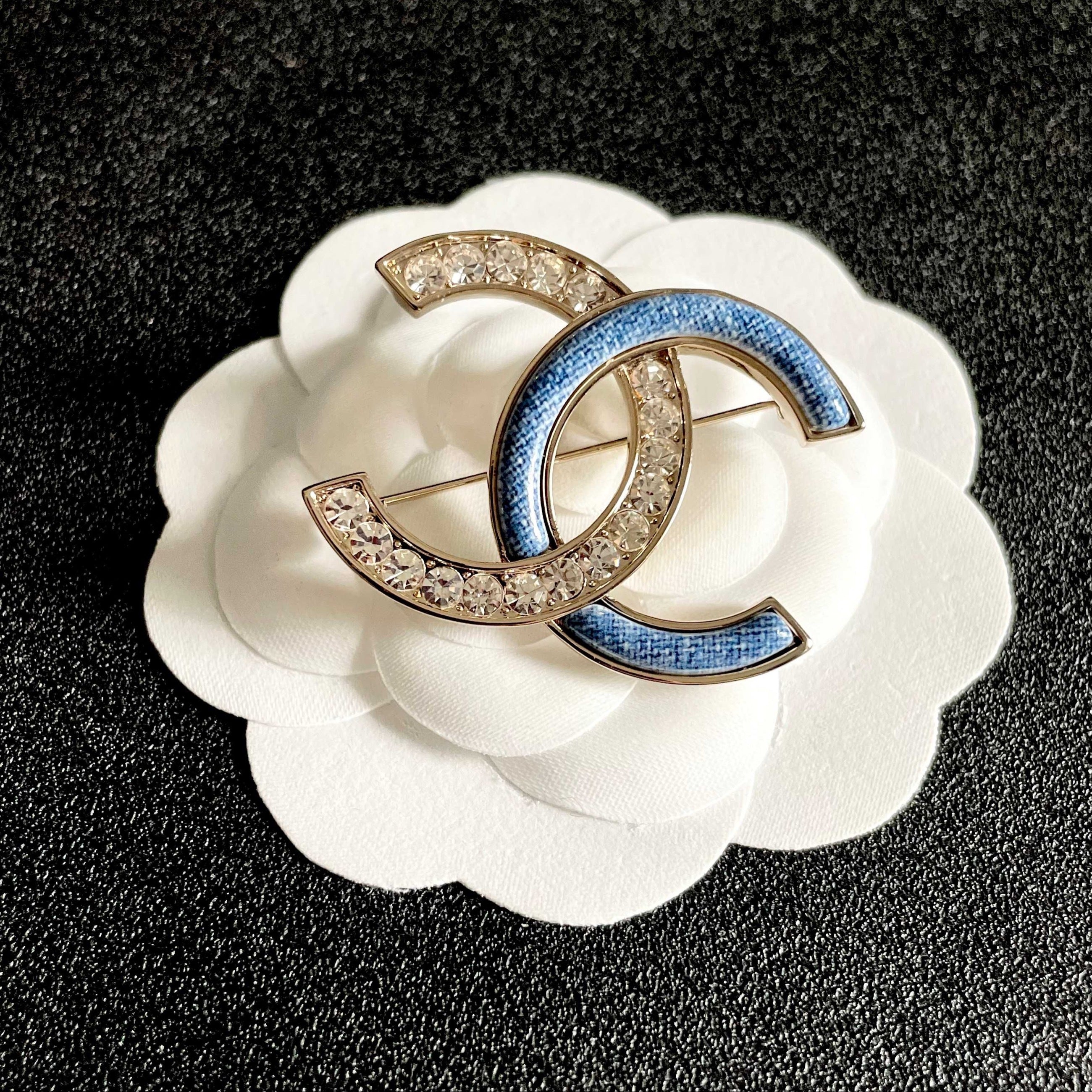Logo Brooch | Multi-wear Style | Gold Tone