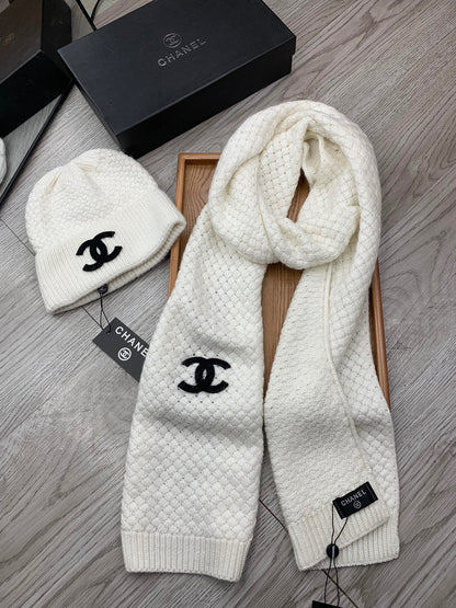 C*h*a*n*e*l Hat & Scarf Set – Timeless Elegance and Cozy Warmth in One