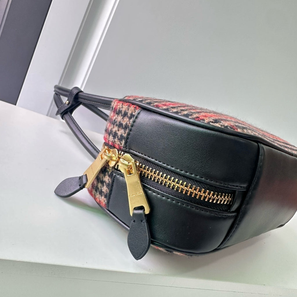 Houndstooth Bowling Bag – New Collection