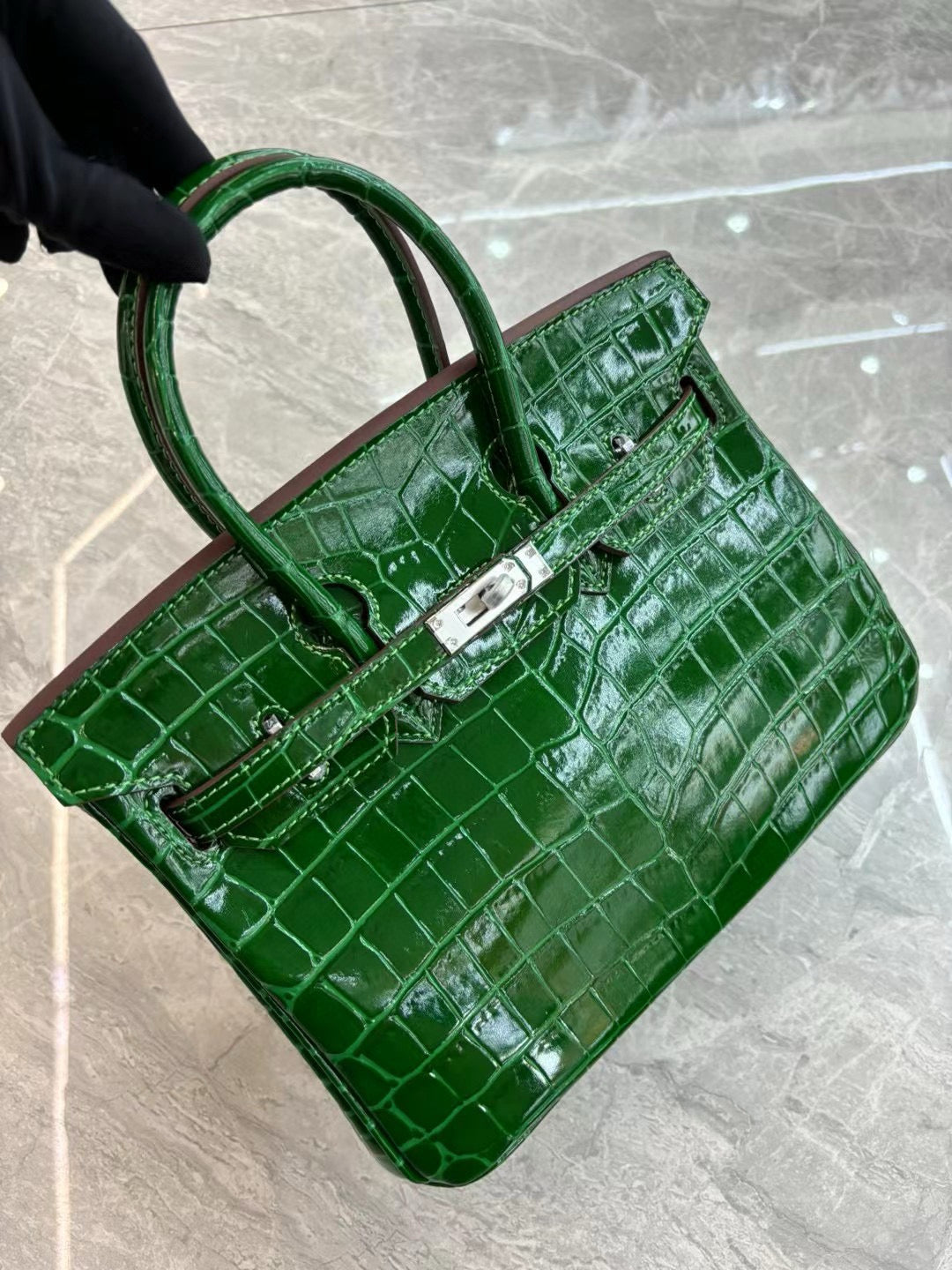 Her*mes Crocodile Pattern Birkin Bag