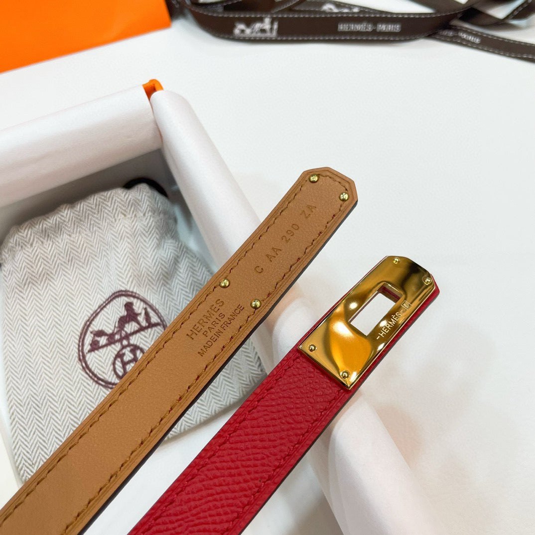 Slim Leather Waist Belt – Adjustable Fit